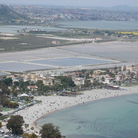 Lewis Rooms Poetto Beach Cagliari Extérieur photo